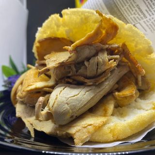 Arepa De Pernil