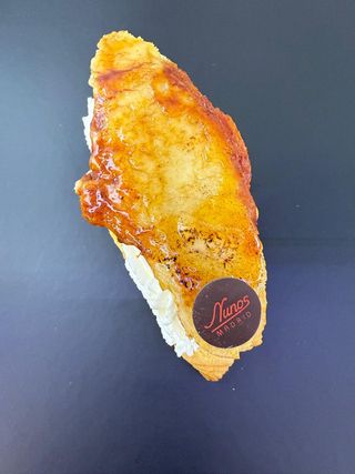 Croisant Relleno De Nata Con Crema Tostada