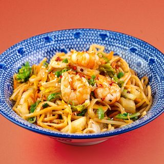 Якисоба с морепродуктами