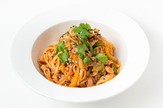 Удон с курицей