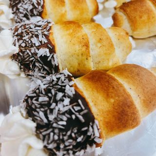 Keto Rurki z Bitą Śmietaną (max. 3 szt)