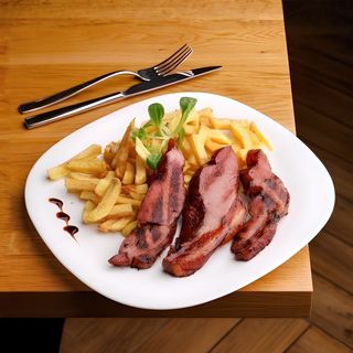 Pastramă de porc-garni