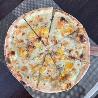 Pizza Quatre Fromages