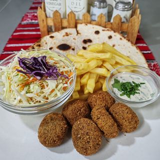Meniu Falafel cu limonada