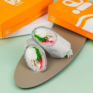 ⁠Фаст ролл с угрем