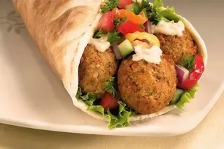 Menú rollo falafel