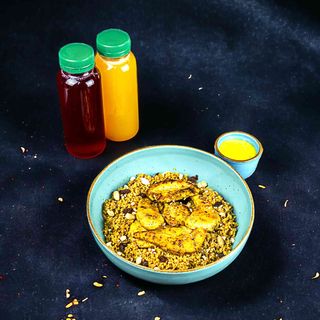 Combo Moroccan-Style Chicken Cous Cous Bowl + Booster!