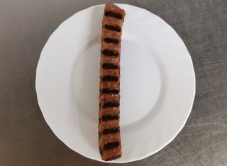 Телешко кебапче на скара (100г)