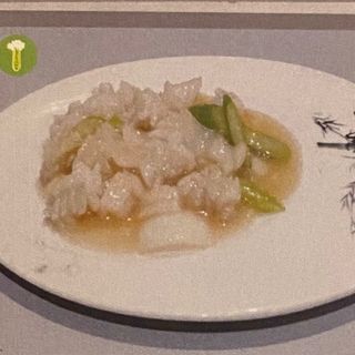 Calamari con sedano e cipolla