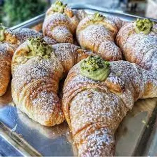 Cornetto Tre Marie con farcitura di pistacchi