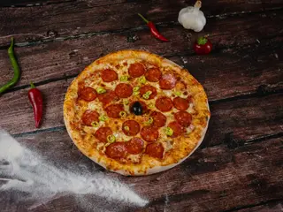 Pizza Arabbiata + Coca-Cola