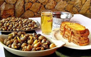 Dose de Caracóis Médios + Pão Torrado com Manteiga