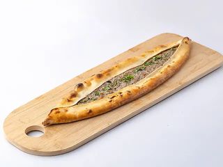 Піде з соковитим м'ясом телятини та кінзою