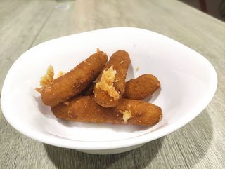 Stick di provola e speck