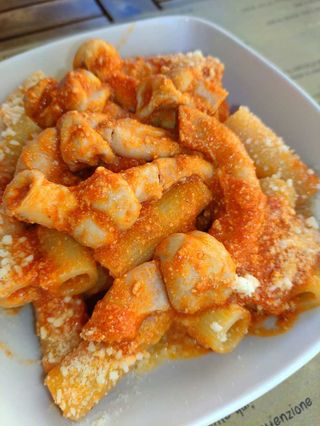 Rigatoni con la pajata