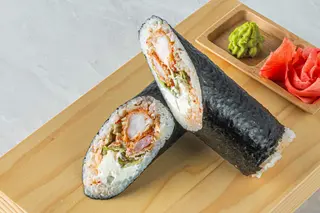 Hand roll sa škampima