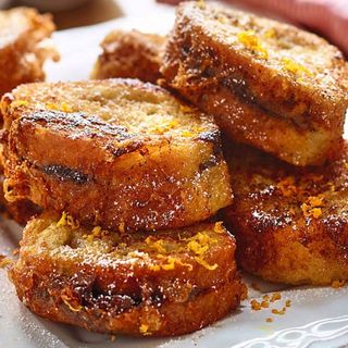 Torrija rellena de Crema