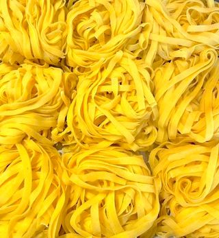 Tagliatelle em cru