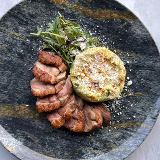 Piept de rata cu piure pesto