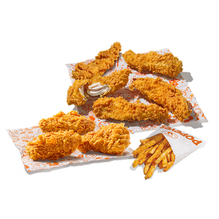 5 Tiras + 3 Alitas picantes crujientes + 1 Patatas
