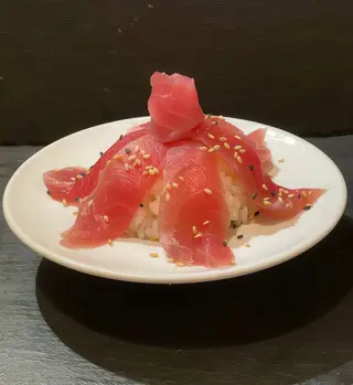 702. Chirashi tekka