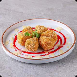 Камамбер фрі з журавлинним соусом