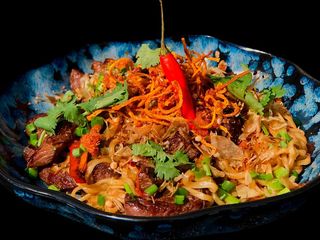 Локшина з Мармуровою яловичиною (370г)