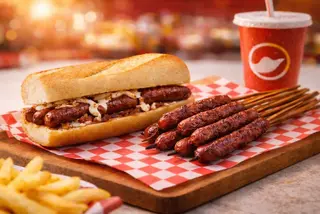 Menu Pain Brochette Merguez (Frites/Potatoes + Boissons)