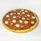 Палачинка с Нутела,ягоди и банан (40см/300г)