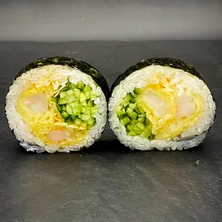 Futomaki z krewetką w tempurze 
