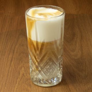 Kawa latte macchiato