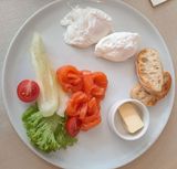 Яйця пашот/яєчня з фореллю власного посолу, 305г