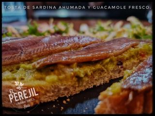 Tosta de sardina y guacamol