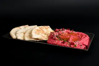 Hummus cu sfecla 