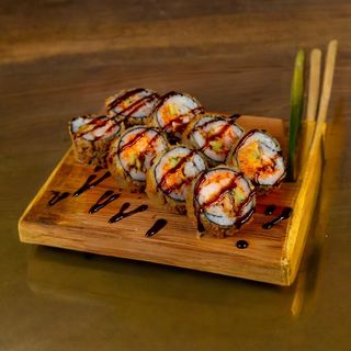 Futomaki hot roll 10 pcs