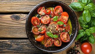 Salată de roșii cu zatar