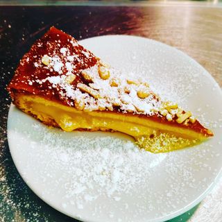 Torta della nonna