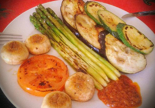 Parrillada De Verduras Con Romesco