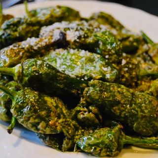 Pimentos Padron com Broa