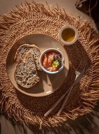Tomato toast with olive oil