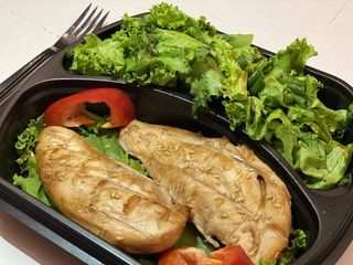 ქათმის ფილის ბოქსი