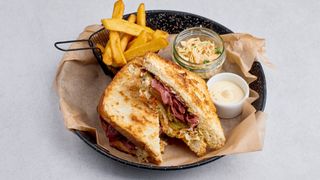 REUBEN SANDWICH
