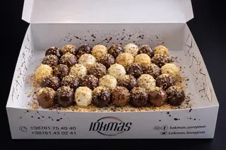 XL Box
