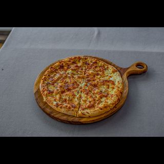 Chicken And Mushroom Pizza Alfredo