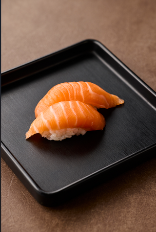 Nigiri salmone - 2 pezzi
