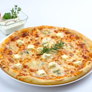 Pizza Quatro Formagi