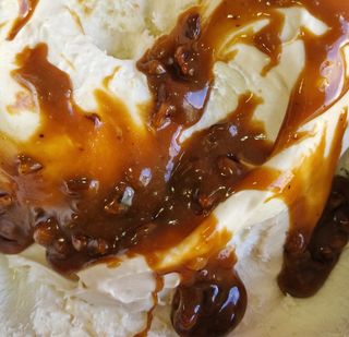 Орех Пекан с карамел (300гр)