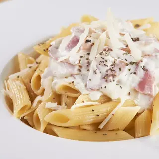 Penne Carbonara.