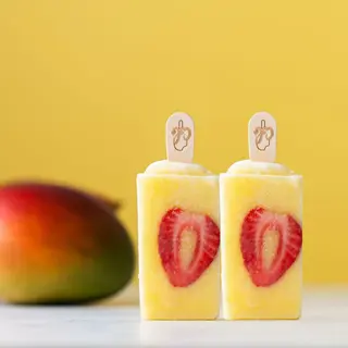 2 Gelados Colé Manga com Morango