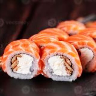 78B.Cheese Anguila Salmón Flameado Roll (8 Pzs.)